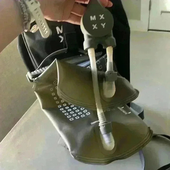 MXXY Hydration Pack - New With Tags - Picture 15 of 16